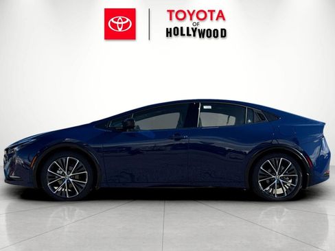 New 2026 Toyota Prius XLE image 9