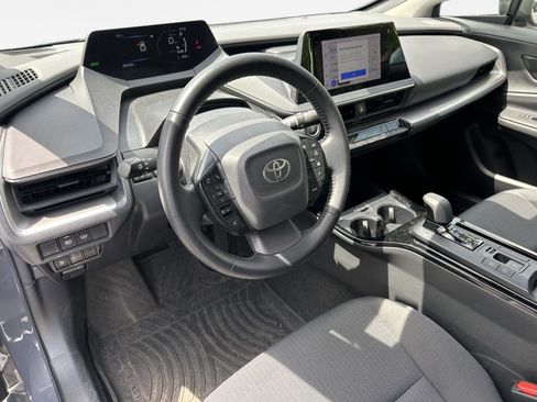 Used 2023 Toyota Prius LE FWD image 22