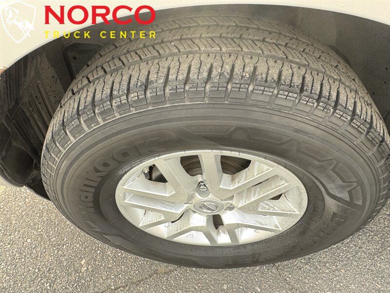 Used 2017 Nissan Frontier SV RWD image 12