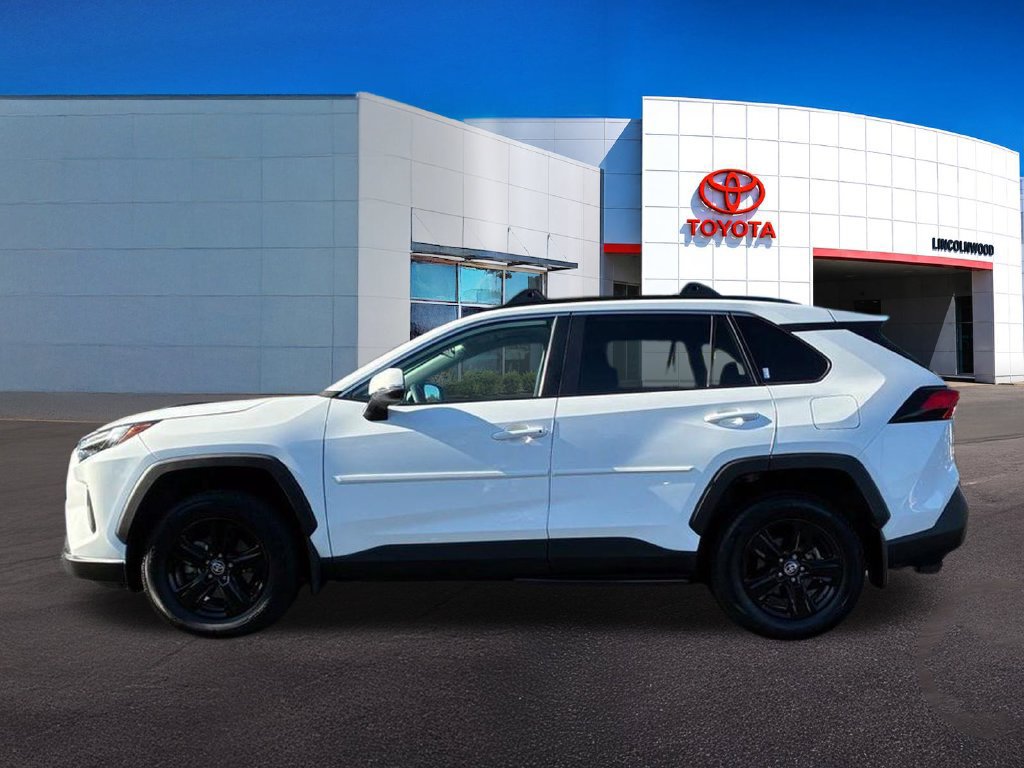 Used 2025 Toyota RAV4 XLE AWD/4WD image 13