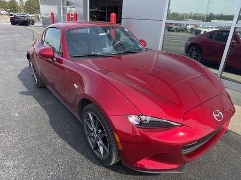 Used 2019 MAZDA MX-5 Miata RF Grand Touring image 3