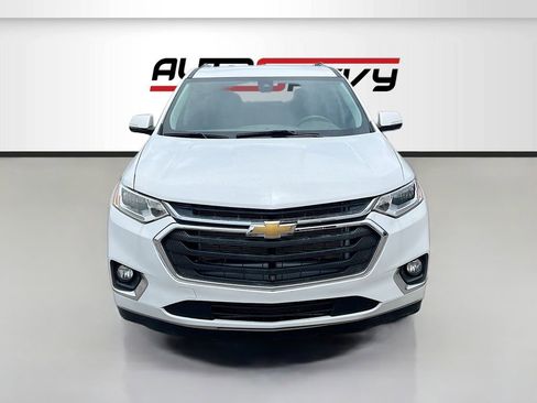 Used 2020 Chevrolet Traverse Premier FWD image 2