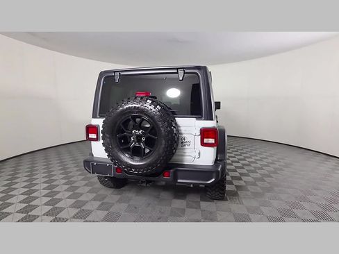 Used 2025 Jeep Wrangler Unlimited Sport AWD/4WD image 41