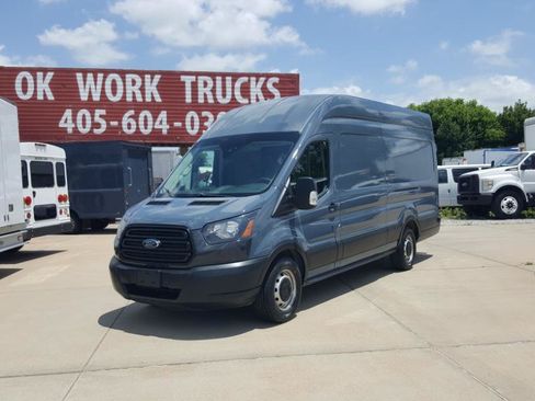 Used 2019 Ford Transit 250 148 High Roof Extended RWD image 3