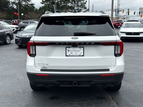 Certified 2026 Ford Explorer Active RWD image 6