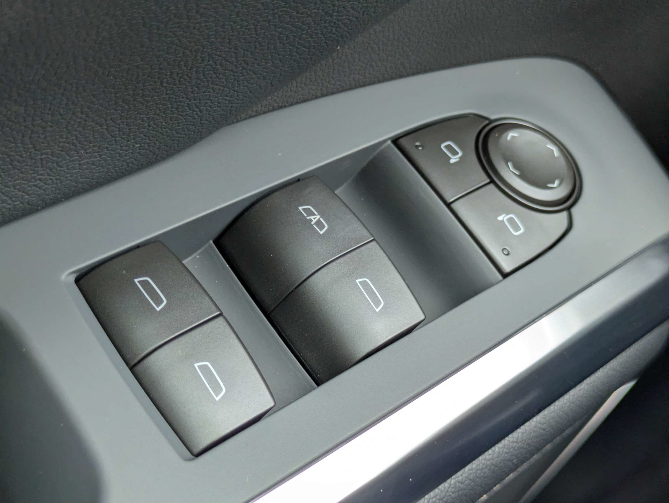 New 2027 Chevrolet Traverse Z71 w/ Enhanced Driving Package AWD/4WD image 15