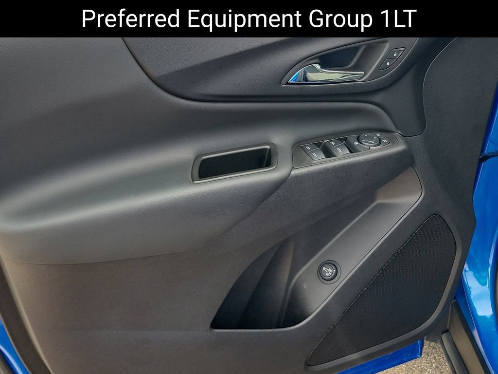 Used 2024 Chevrolet Equinox LT AWD/4WD image 9