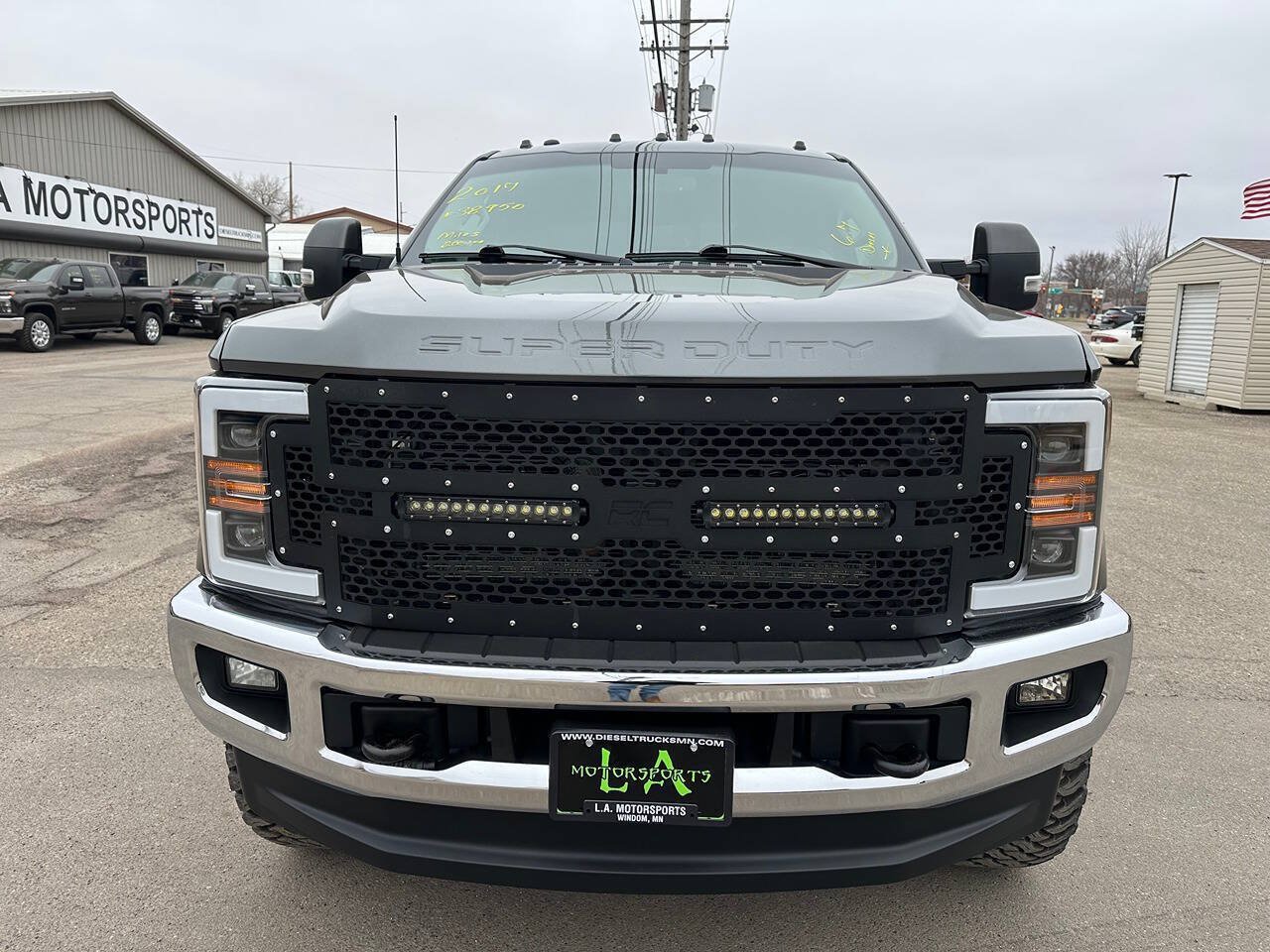 Used 2017 Ford F250 Lariat w/ FX4 Off-Road Package AWD/4WD image 8