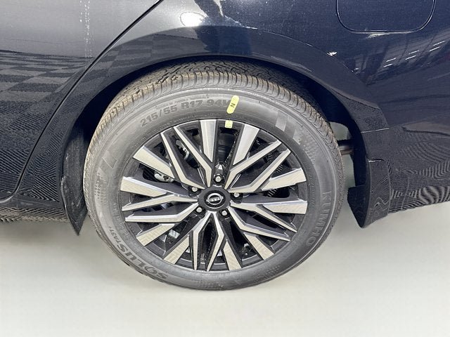 New 2026 Nissan Altima 2.5 SV FWD image 10