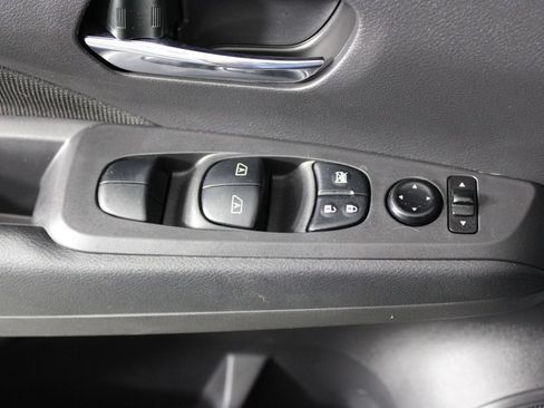 Certified 2023 Nissan Kicks SV FWD image 23