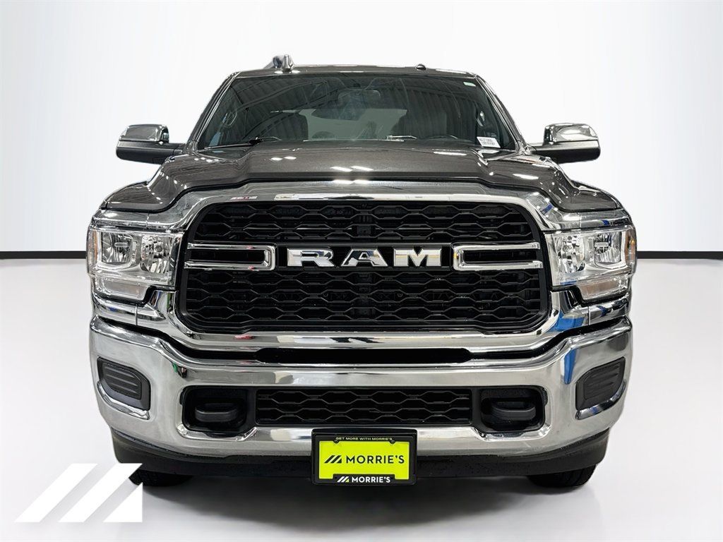 Used 2022 RAM 2500 Tradesman w/ Chrome Appearance Group AWD/4WD image 2