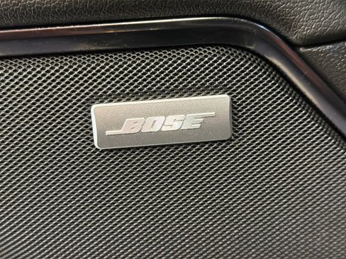 Used 2024 GMC Sierra 1500 AT4 w/ Technology Package image 17