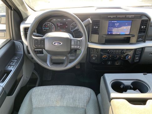 Used 2023 Ford F250 XLT image 30