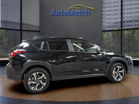 Used 2025 Subaru Crosstrek 2.5i Premium AWD/4WD image 11