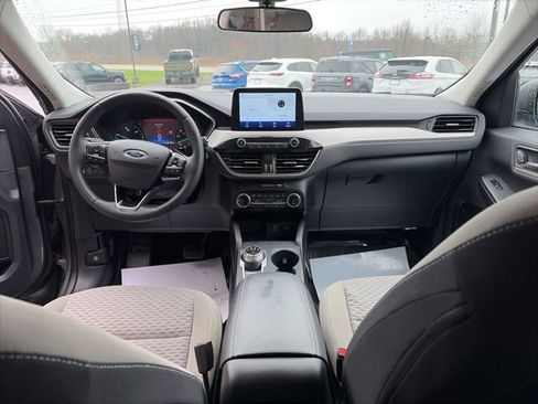 Used 2022 Ford Escape SE w/ Cold Weather Package FWD image 24