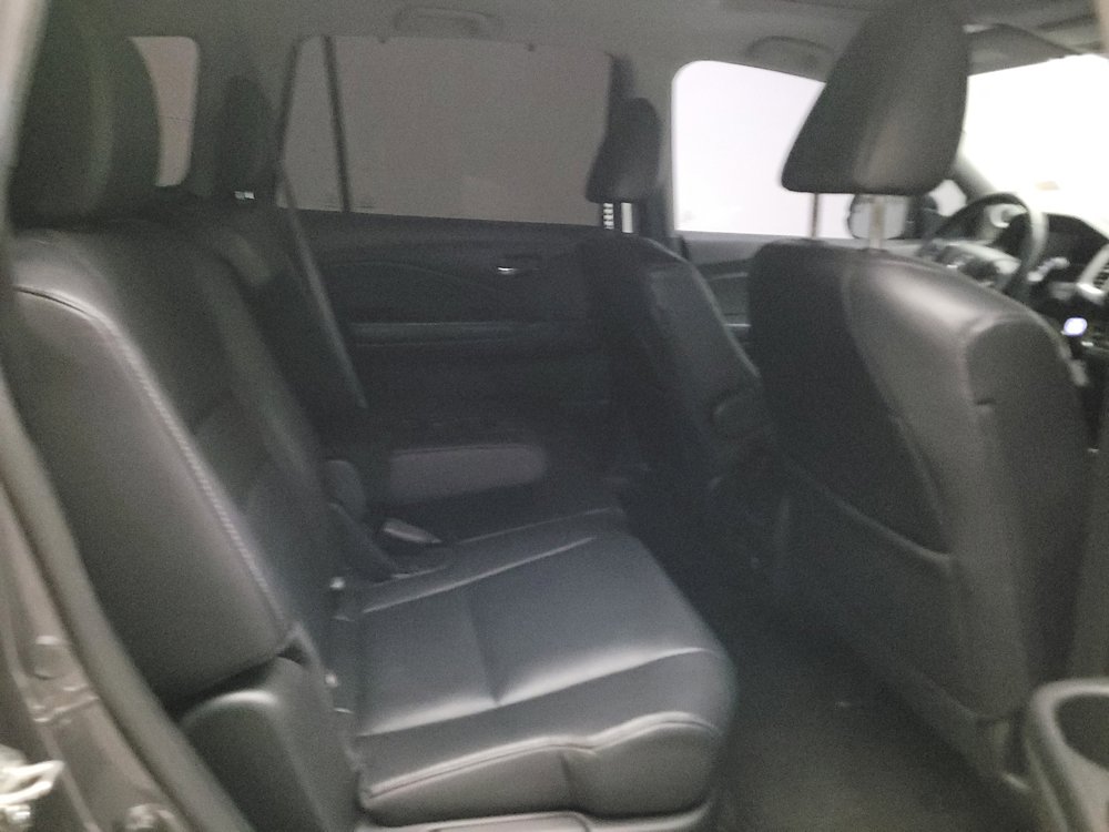 Used 2017 Honda Pilot Touring image 19
