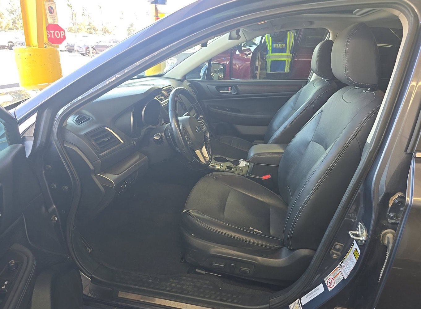 Used 2016 Subaru Legacy 2.5i Limited AWD/4WD image 7