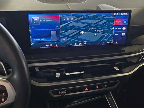 Used 2024 BMW X7 M60i w/ Climate Comfort Package AWD/4WD image 15