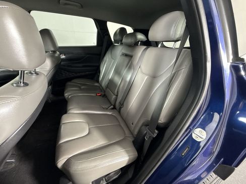 Used 2019 Hyundai Santa Fe SEL w/ Cargo Package image 26