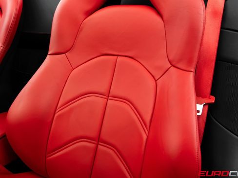 Used 2018 Ferrari 488 Spider RWD image 43