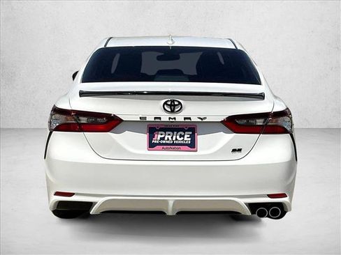 Used 2023 Toyota Camry SE w/ Convenience Package FWD image 4