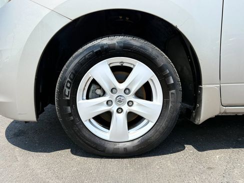 Used 2013 Nissan Quest SV w/ Leather Pkg FWD image 38
