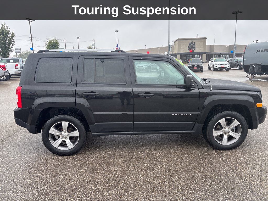 Used 2017 Jeep Patriot High Altitude AWD/4WD image 8