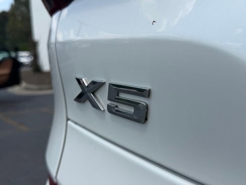 Used 2023 BMW X5 sDrive40i w/ M Sport Package RWD image 9