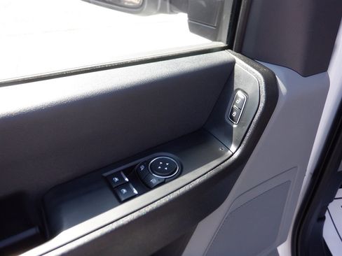 Used 2024 Ford F250 XL image 12