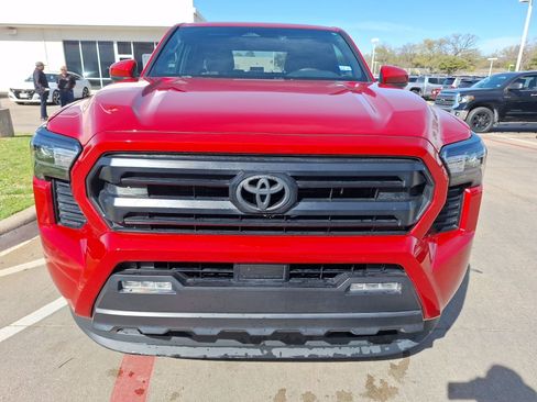 Used 2024 Toyota Tacoma SR5 image 9