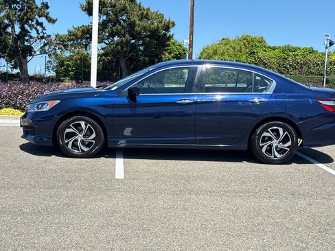 Used 2016 Honda Accord LX image 2