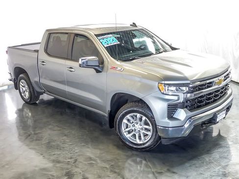 Certified 2023 Chevrolet Silverado 1500 LT AWD/4WD image 6