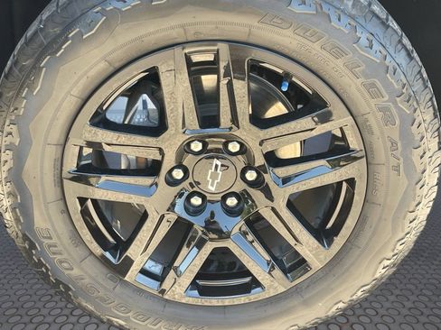 Certified 2024 Chevrolet Silverado 1500 Custom w/ Turbomax Blackout Package AWD/4WD image 10