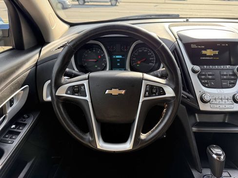 Used 2017 Chevrolet Equinox LT w/ Convenience Package FWD image 18