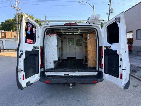 Used 2015 Ford Transit 250 130 Low Roof w/ Exterior Upgrade Package RWD image 23