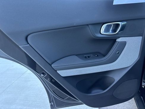 Used 2022 Polestar Polestar 2 w/ Pilot Package image 17