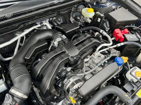 Used 2025 Subaru Outback Limited image 30