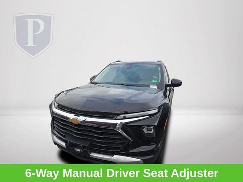 Certified 2025 Chevrolet TrailBlazer LT AWD/4WD image 12