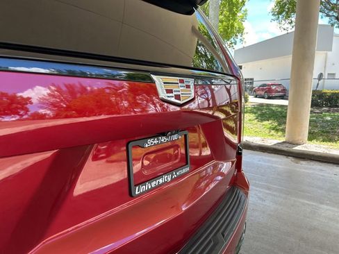 Used 2021 Cadillac Escalade Sport Platinum RWD image 20