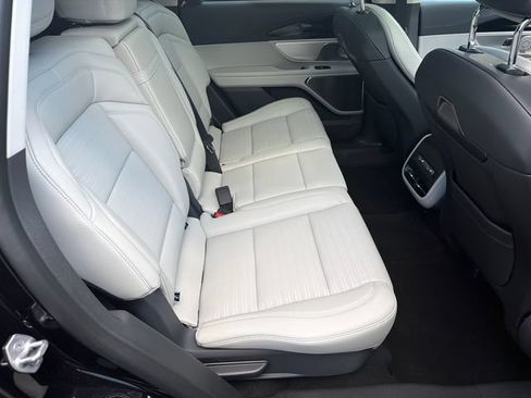 New 2026 Lincoln Nautilus Reserve AWD/4WD image 16