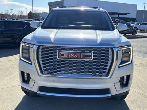 Used 2024 GMC Yukon Denali w/ Max Trailering Package image 13