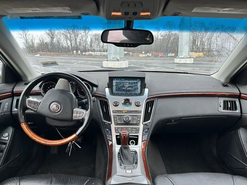 Used 2010 Cadillac CTS Premium image 19