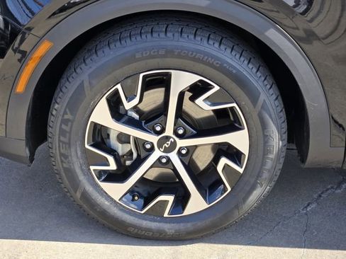 Used 2023 Kia Sportage EX image 10