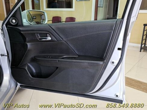 Used 2013 Honda Accord EX-L image 9