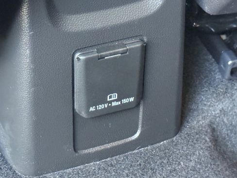 Used 2020 Buick Encore Preferred w/ Safety Package FWD image 27