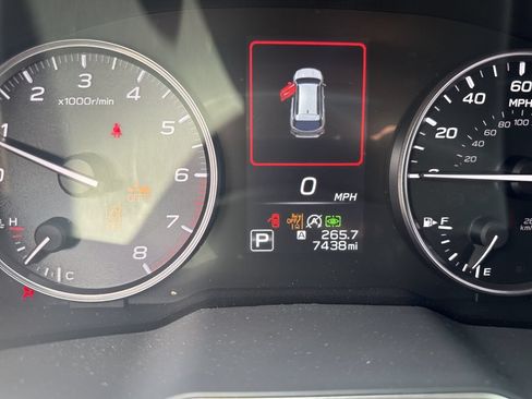 Used 2025 Subaru Outback Touring XT AWD/4WD image 17