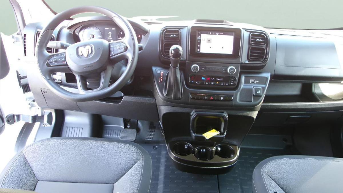 Used 2025 RAM ProMaster 2500 FWD image 11