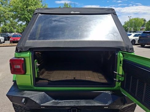 Used 2019 Jeep Wrangler Unlimited Rubicon AWD/4WD image 37