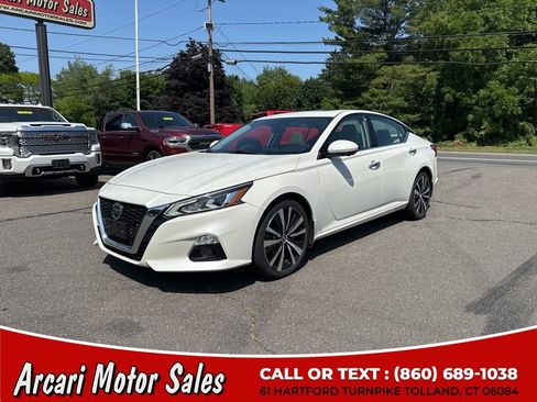 Used 2020 Nissan Altima 2.5 Platinum AWD/4WD image 1