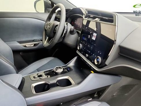 Used 2026 Lexus RZ 350e 2WD w/ Convenience Package image 34